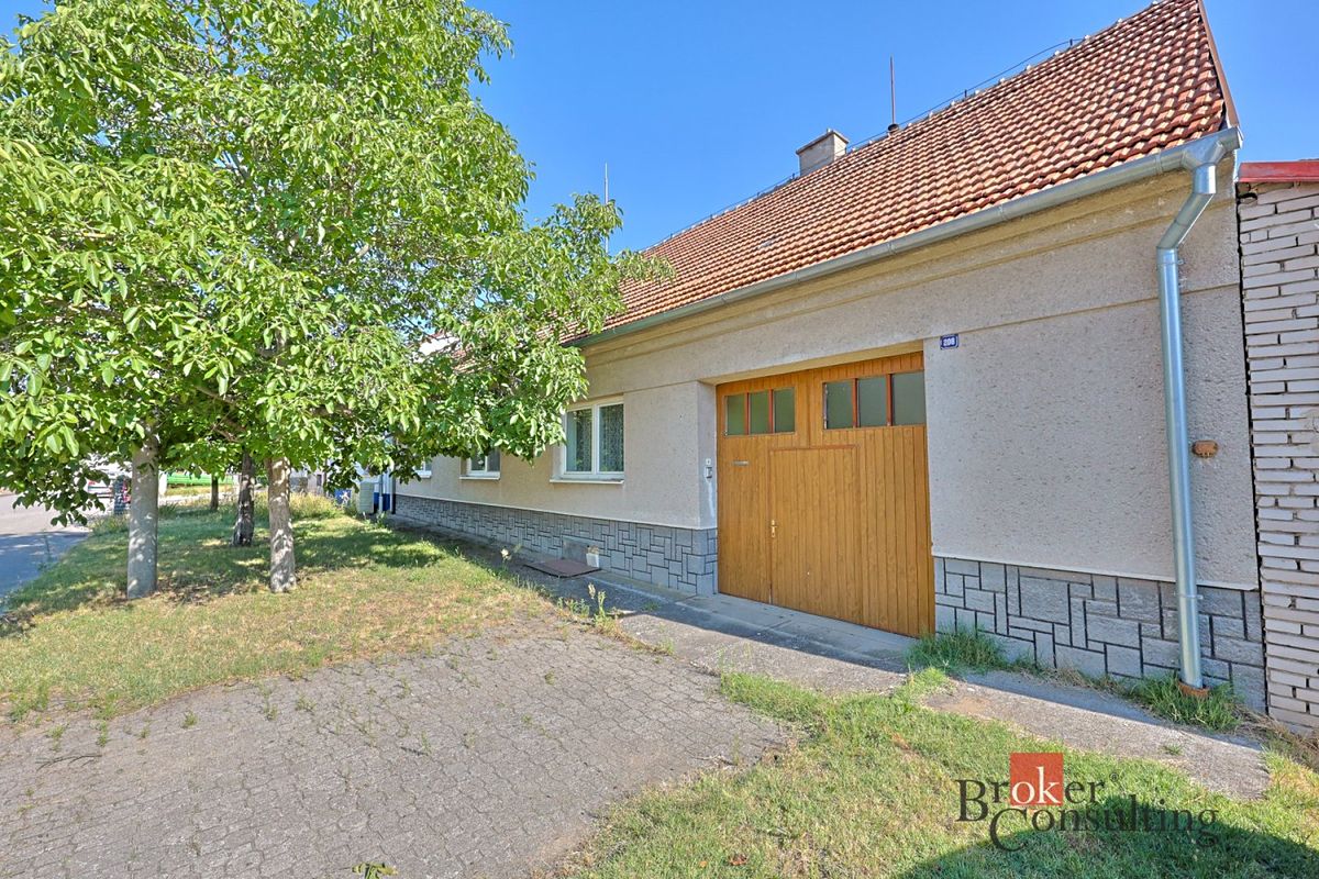 Prodej rodinného domu 212 m², pozemek 710 m²