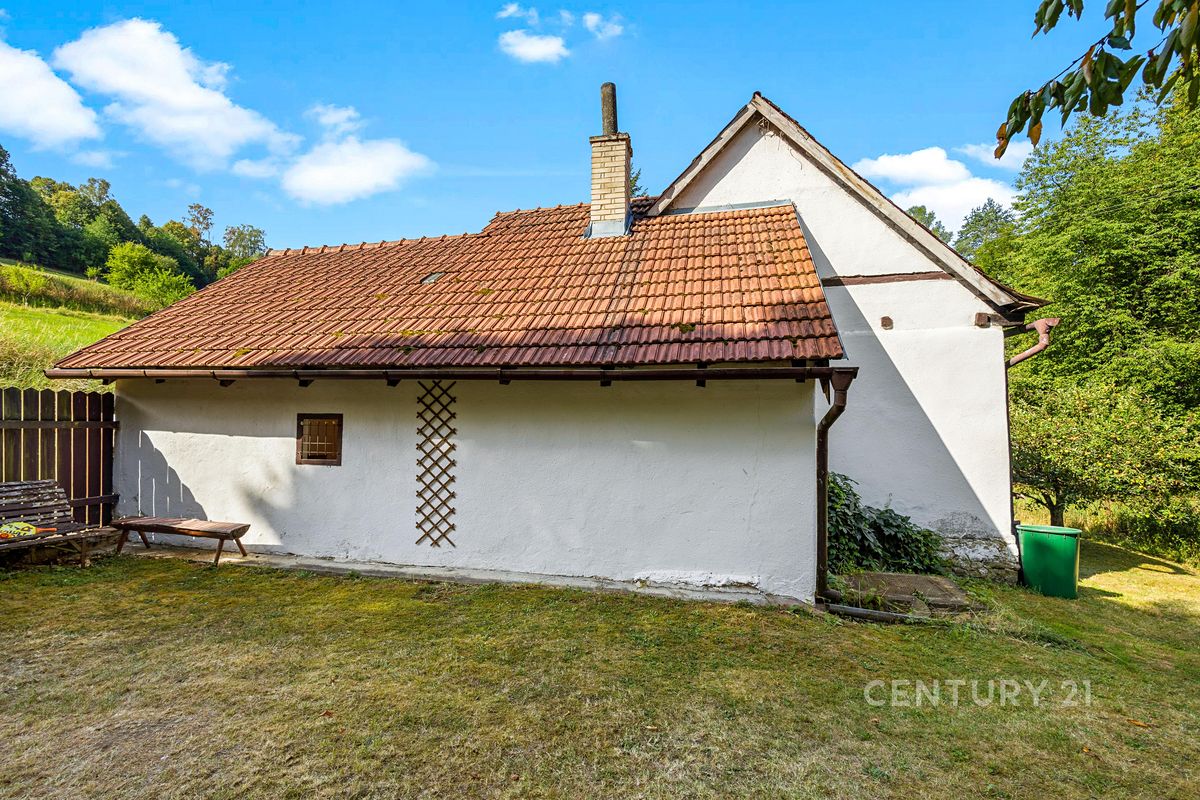 Prodej chalupy 140 m², pozemek 870 m² – fotografie 2