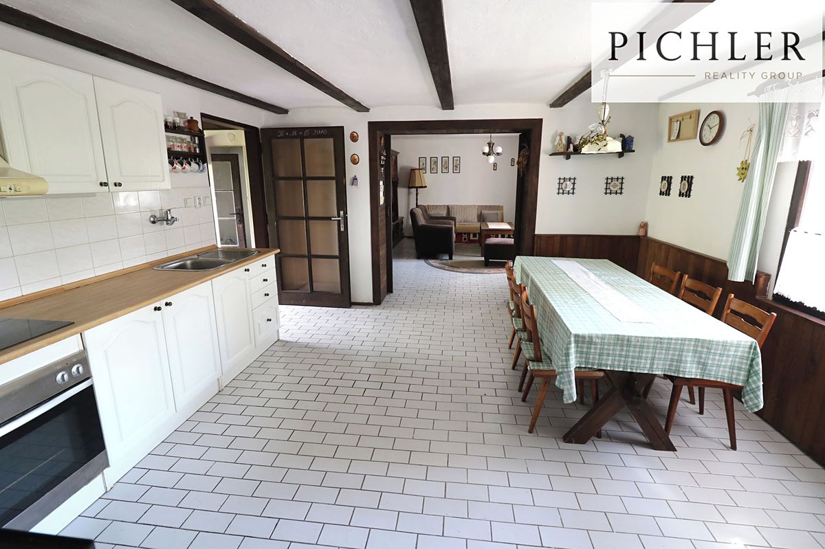 Prodej rodinného domu 160 m², pozemek 788 m² – fotografie 3