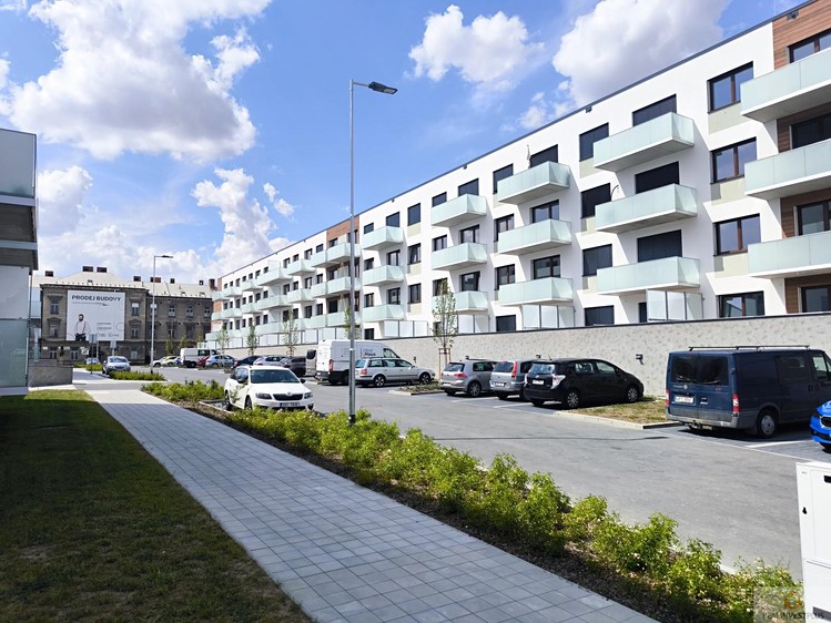 Pronájem nemovitosti, 12 m² (5 z 5)