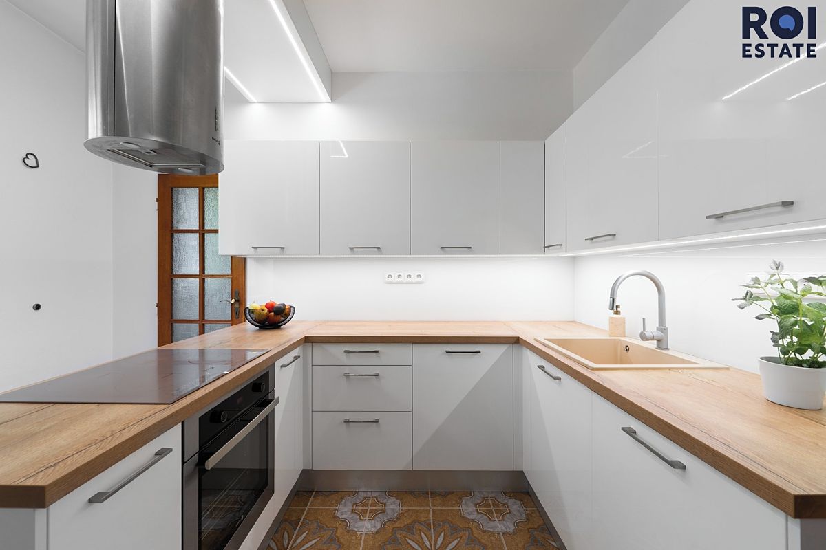 Prodej rodinného domu 385 m², pozemek 3509 m² – fotografie 3