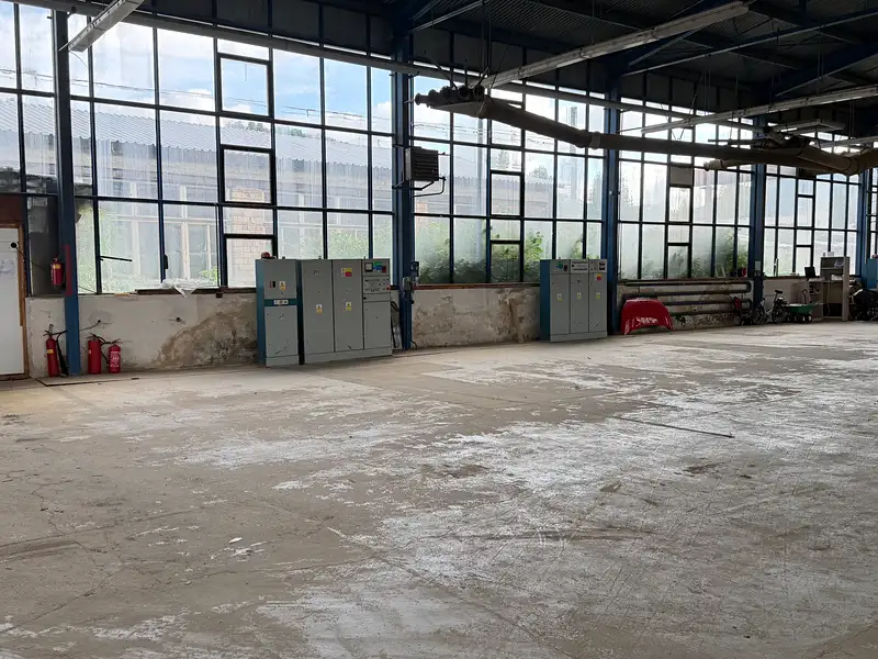 Pronájem skladového prostoru 480 m², Jeseník – náhled fotky 3