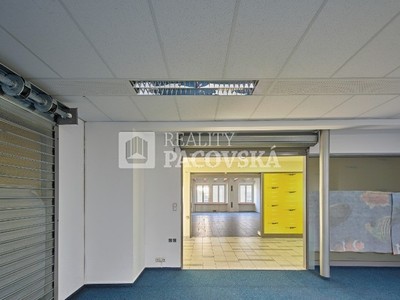 Pronájem komerčního prostoru, 52 m² (3 z 10)