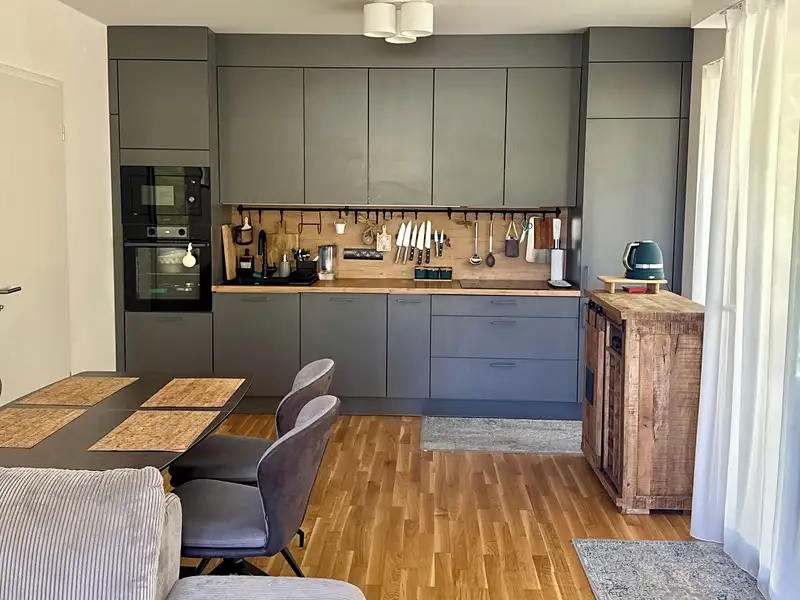 Pronájem bytu 3+kk 78 m², Praha – náhled fotky 2