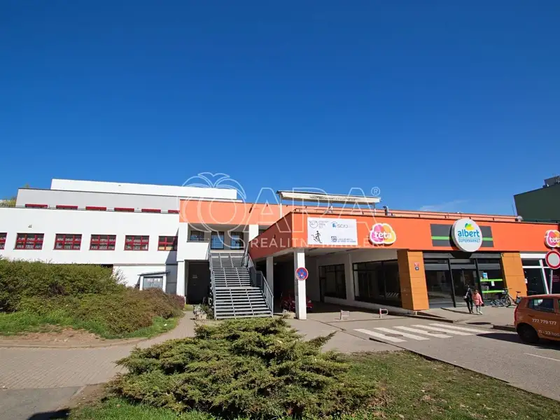 Pronájem obchodního prostoru 55 m², Praha – náhled fotky 1