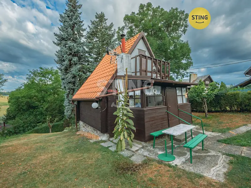 Prodej chaty 35 m², pozemek 775 m², Sezemice – Počaply, okres Pardubice