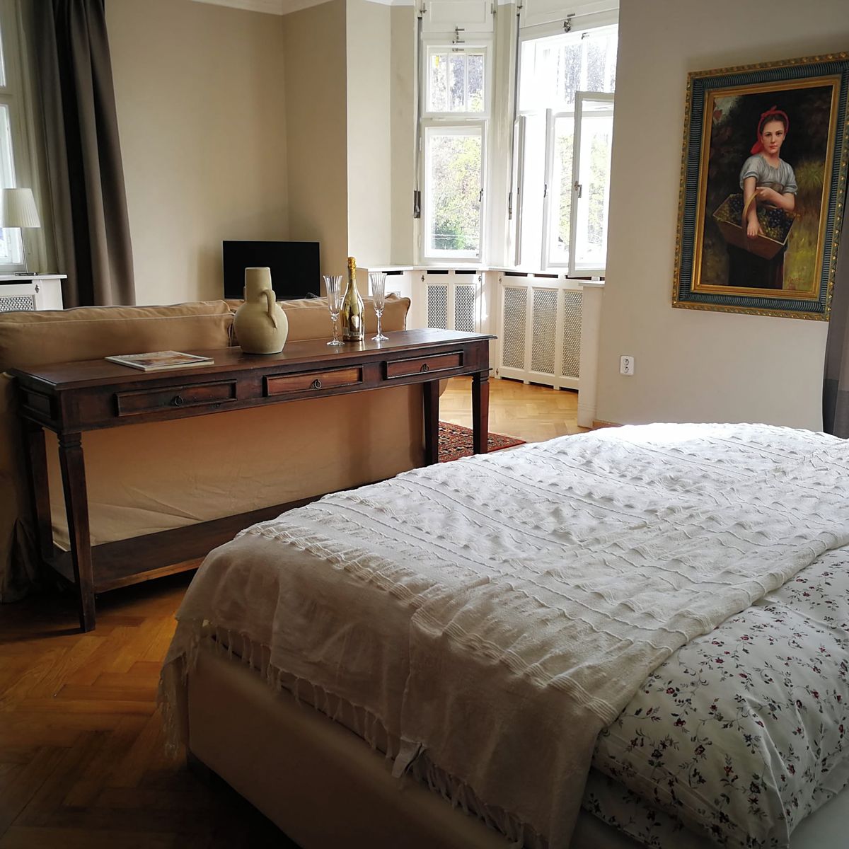 Prodej vily 550 m², pozemek 3000 m² – fotografie 3