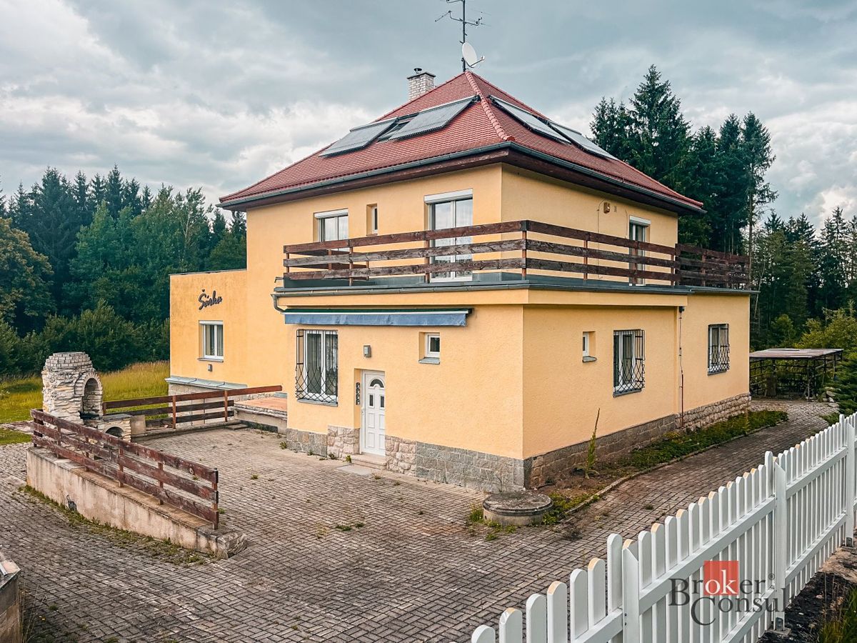 Prodej rodinného domu 400 m², pozemek 2994 m² – fotografie 2
