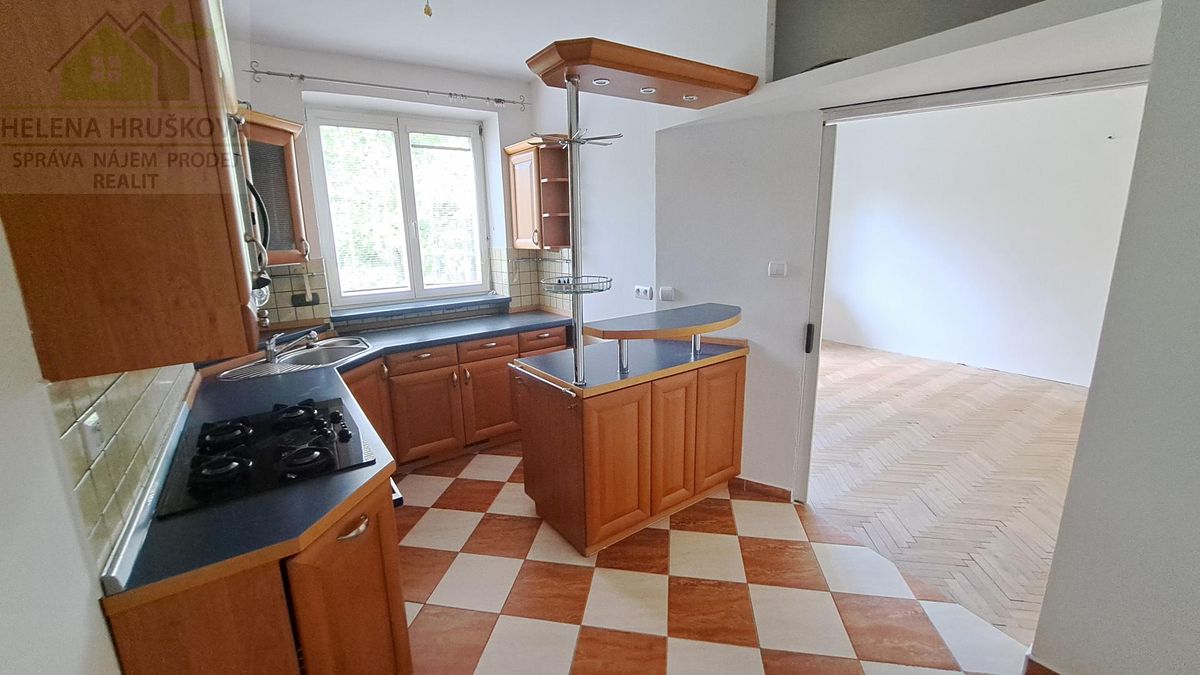 Pronájem bytu 3+1 72 m² – fotografie 4