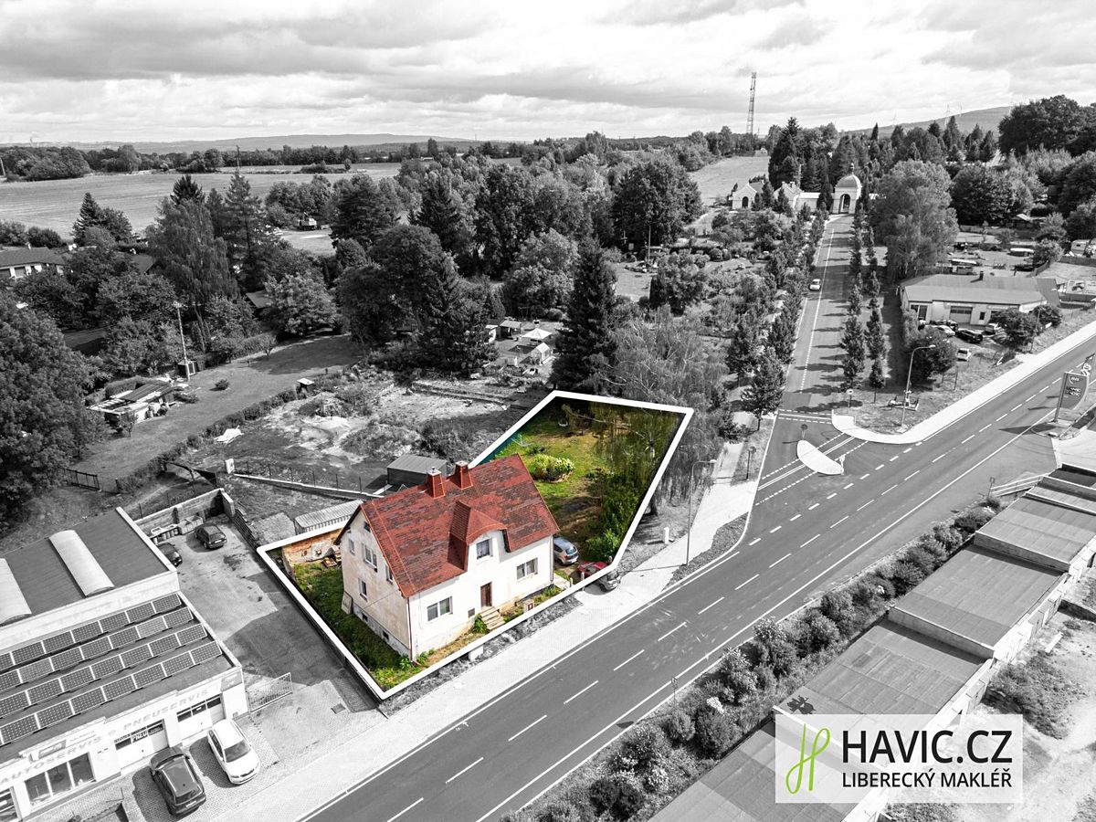 Prodej rodinného domu 228 m², pozemek 898 m² – fotografie 4