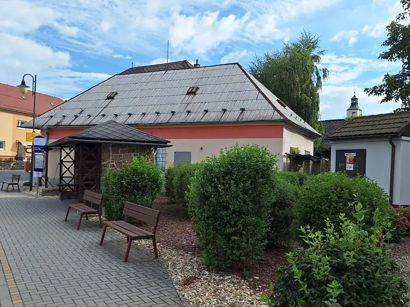 Prodej obchodního prostoru 106 m², Lesnice – náhled fotky 2