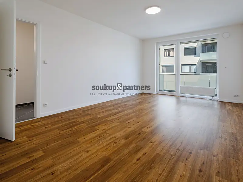 Prodej bytu 2+kk 55 m², Praha – náhled fotky 2