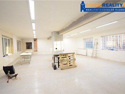 Pronájem výrobní haly, prostoru 100 m²