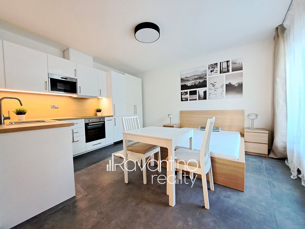 Pronájem bytu 1+kk 21 m²