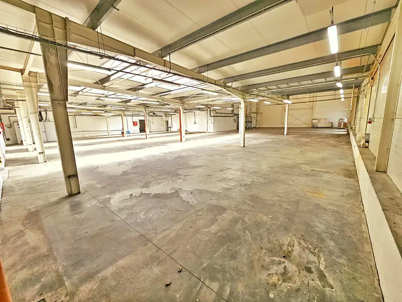 Pronájem výrobní haly, prostoru 1050 m², Hulín – náhled fotky 3