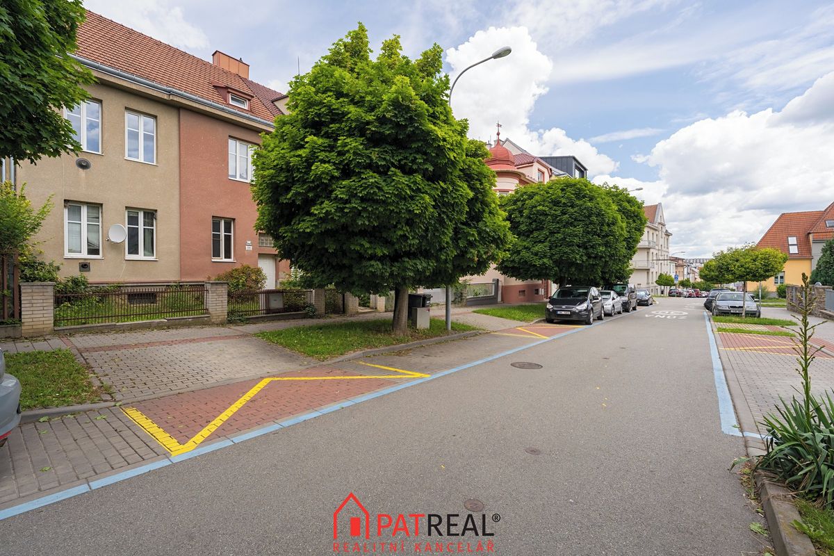 Prodej rodinného domu 300 m², pozemek 431 m²