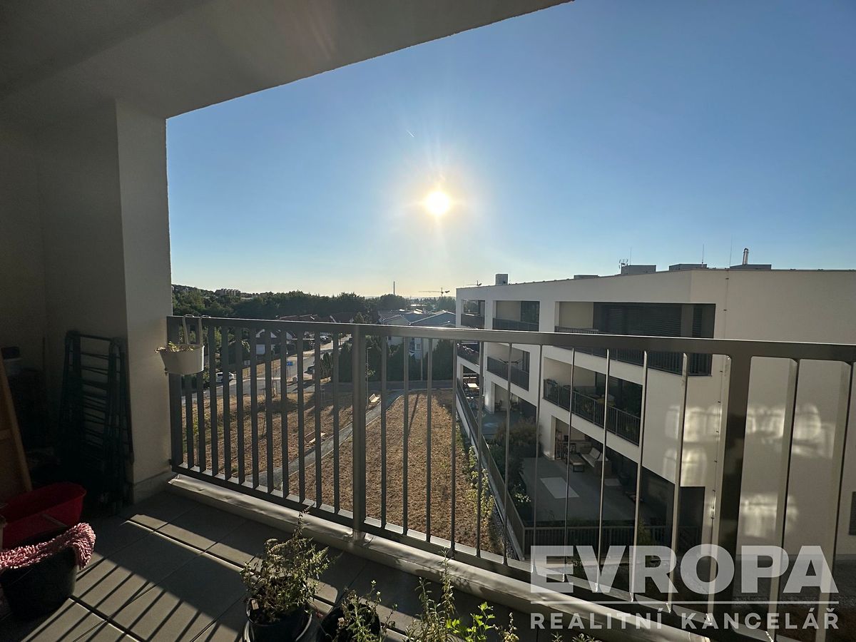 Pronájem bytu 2+kk 58 m²