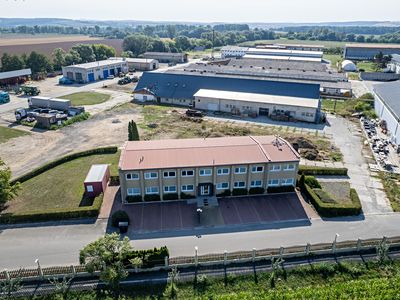 Pronájem kanceláře 270 m²