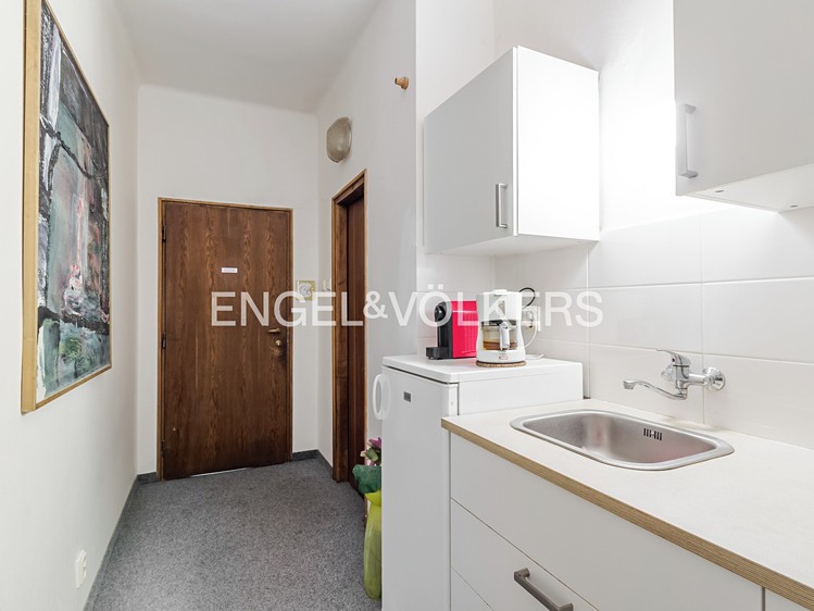 Pronájem komerčního prostoru, 75 m² (11 z 12)