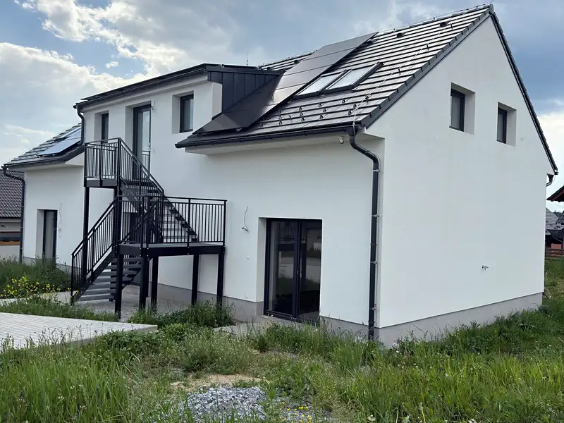 Prodej rodinného domu 236 m², pozemek 743 m², Frymburk – náhled fotky 2
