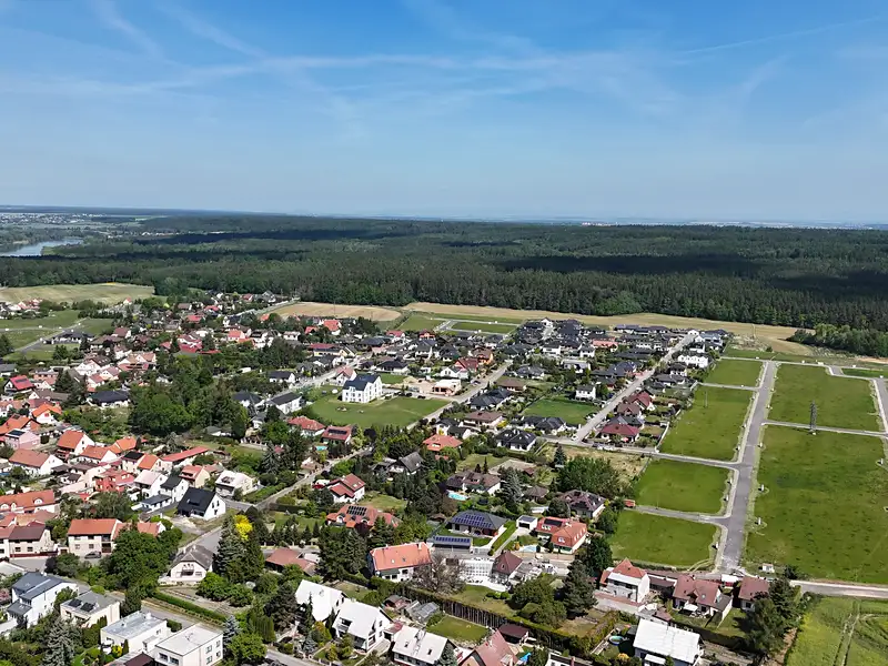Prodej stavebního pozemku 950 m², Doksy – náhled fotky 2