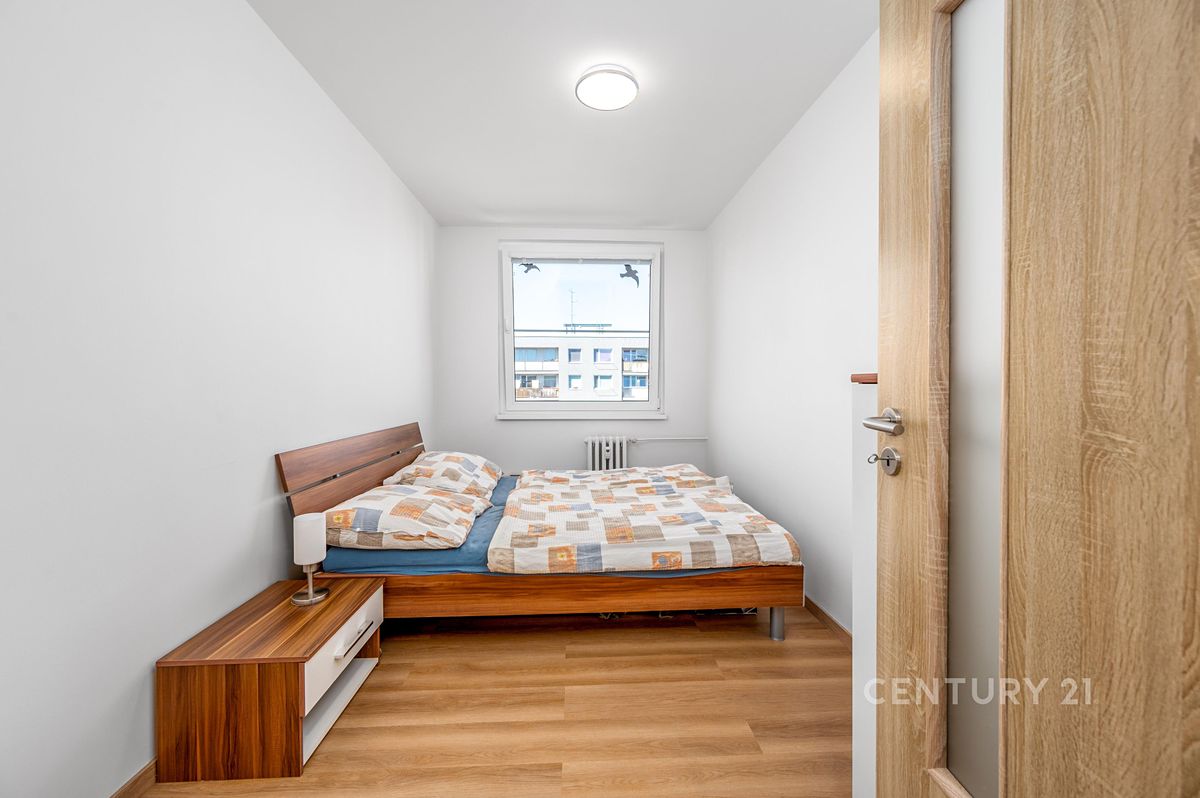 Pronájem bytu 2+kk 43 m² – fotografie 5