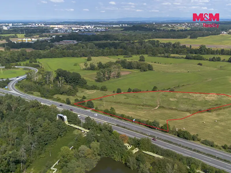Prodej louky 20182 m², Hradec Králové – náhled fotky 2