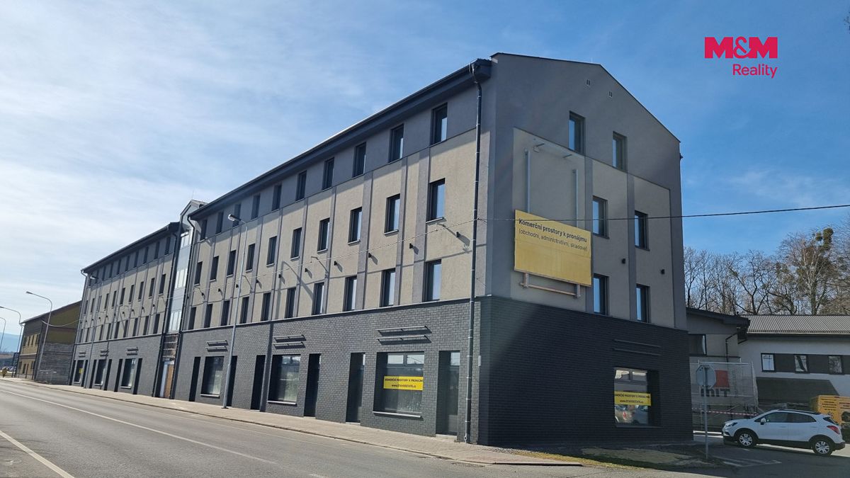 Pronájem bytu 3+kk 109 m² – fotografie 2