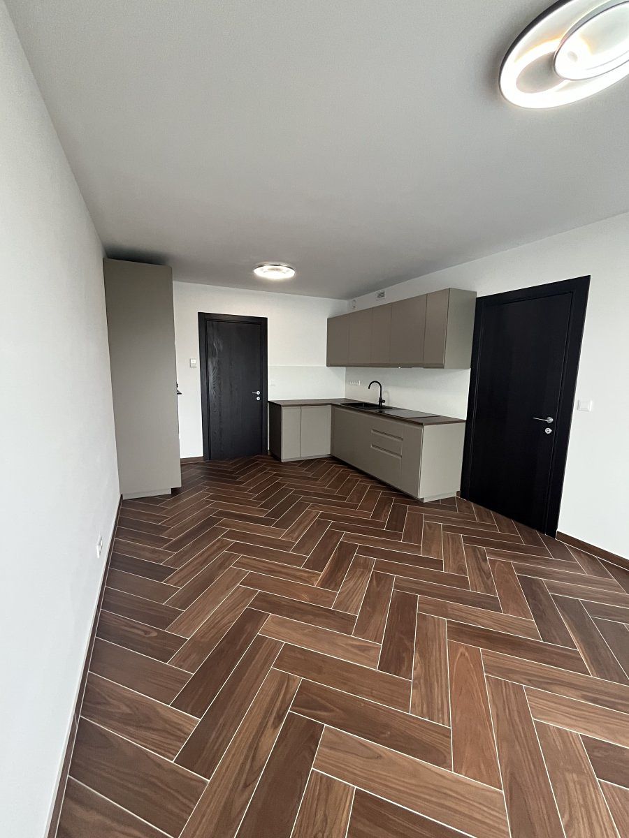 Pronájem bytu 2+kk 47 m² – fotografie 4