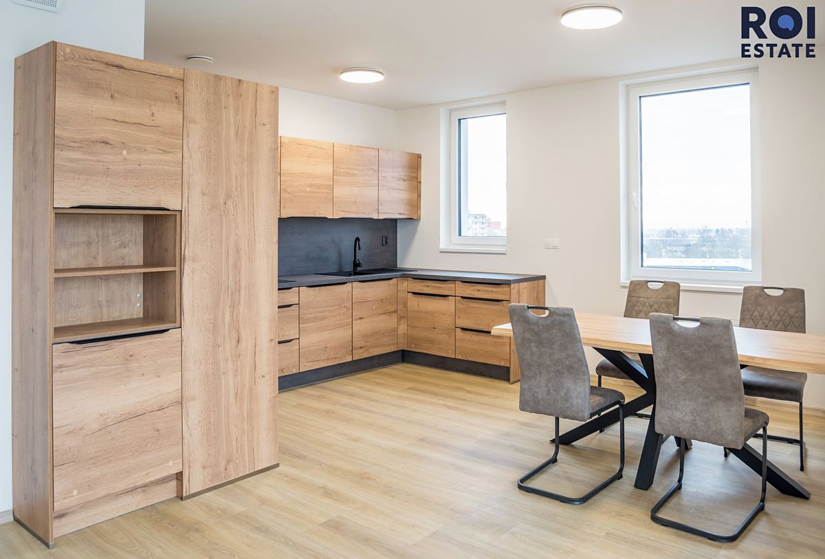 Pronájem bytu 4+kk 96 m²