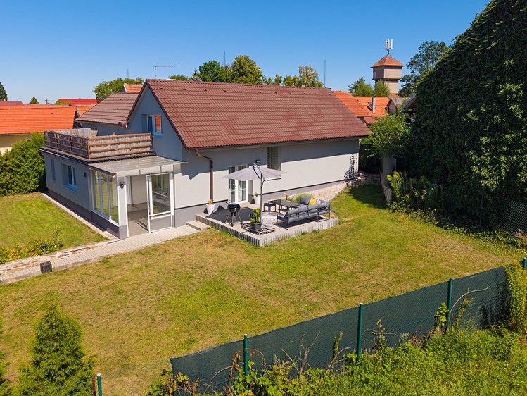 Haus zum Kauf, 162 m² (1 von 55)