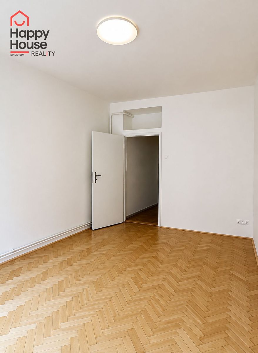 Pronájem bytu 2+kk 45 m² – fotografie 2