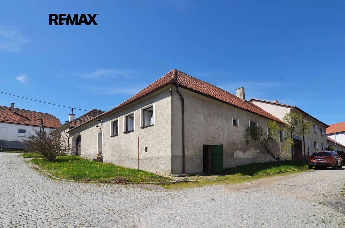 Prodej chalupy 300 m², pozemek 456 m² – fotografie 2