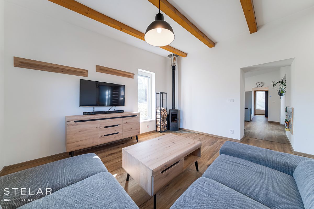 Prodej rodinného domu 99 m², pozemek 1831 m²