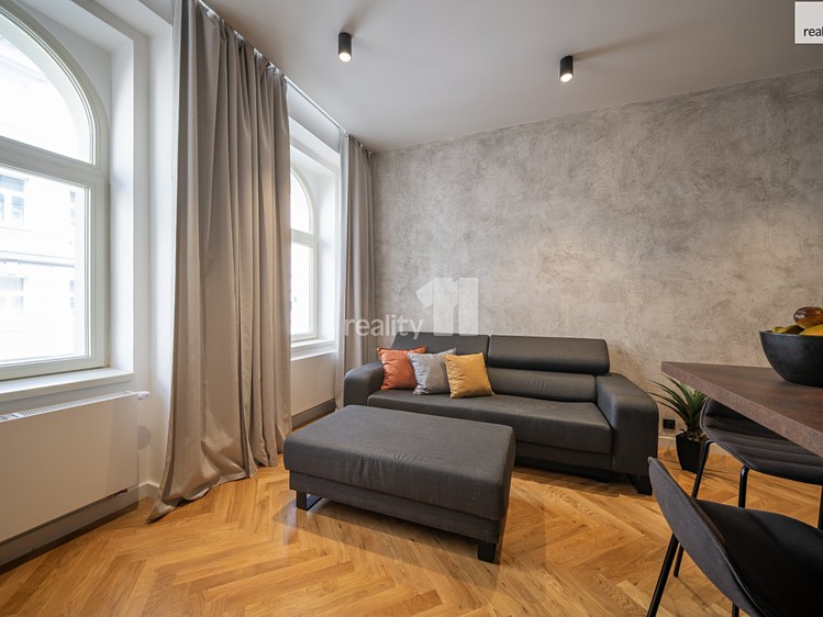 Prodej bytu 3+kk, 82 m² (3 z 30)