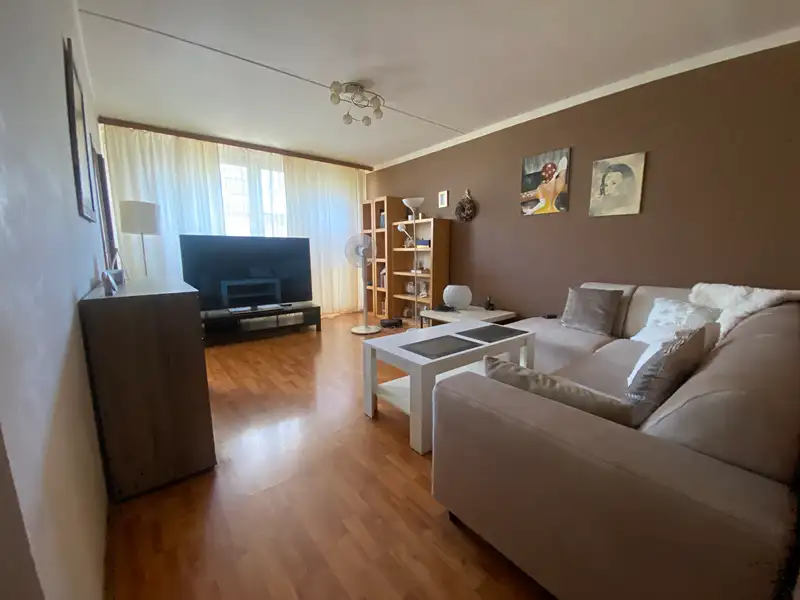 Prodej bytu 3+1 73 m², Praha – náhled fotky 1
