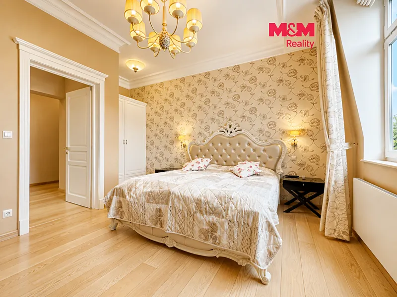 Prodej bytu 4+kk, 125 m², Karlovy Vary, ul. Krále Jiřího