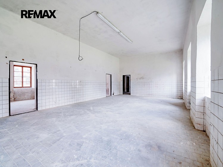 Gewerbefläche zum Kauf, 660 m² (21 von 28)