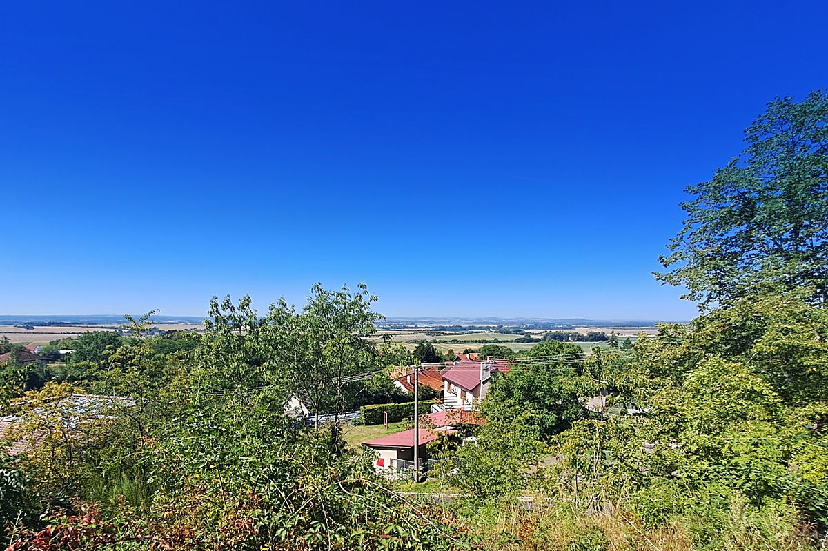 Prodej stavebního pozemku 2058 m², Podhořany u Ronova – fotka 1 z 3