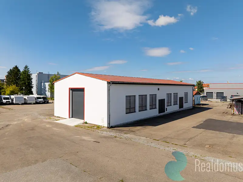 Pronájem skladového prostoru 340 m², České Budějovice – náhled fotky 2