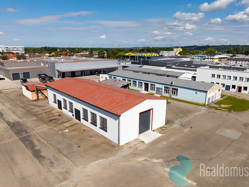 Pronájem skladového prostoru 340 m², České Budějovice – náhled fotky 3