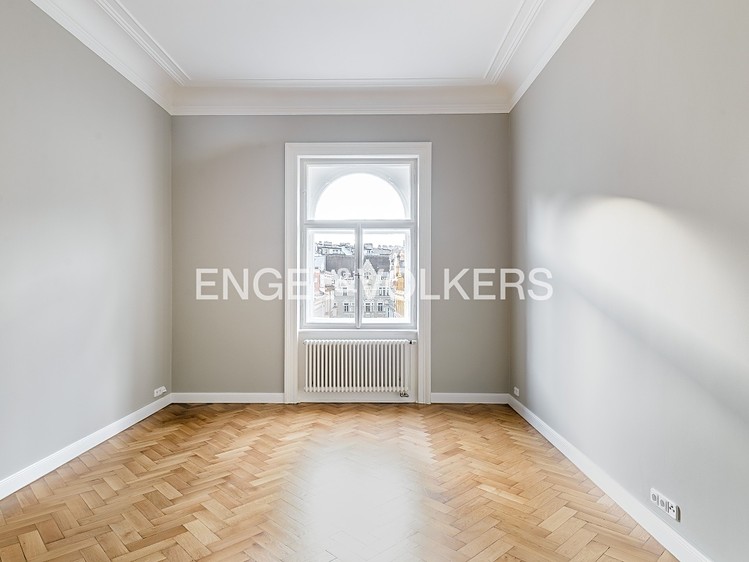 Квартира 6+ в оренду, 285 м² (13 з 20)