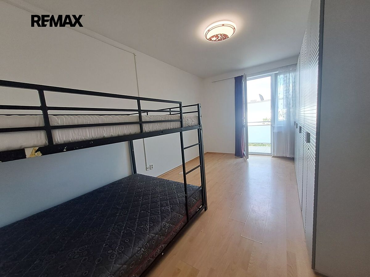 Pronájem bytu 2+1 77 m² – fotografie 5