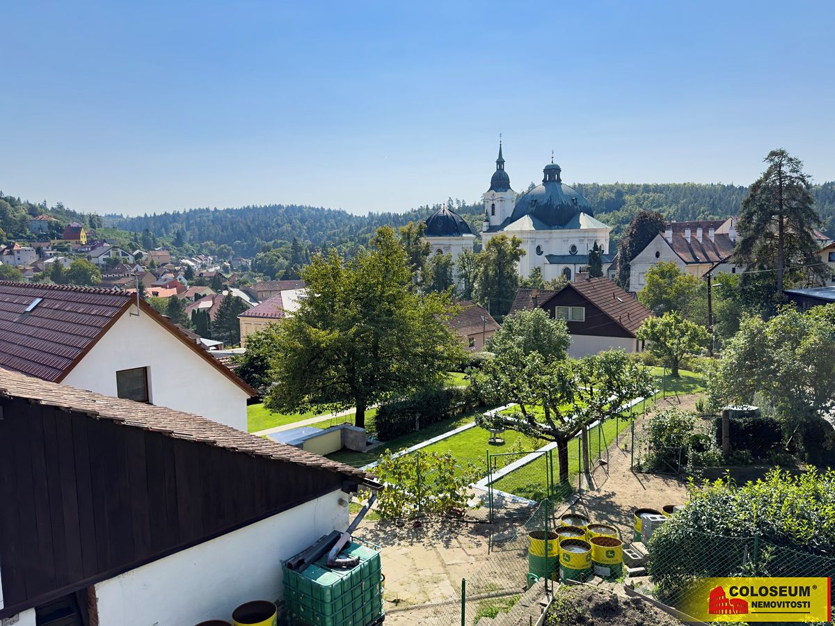 Prodej stavebního pozemku 691 m², Křtiny – fotka 1 z 3