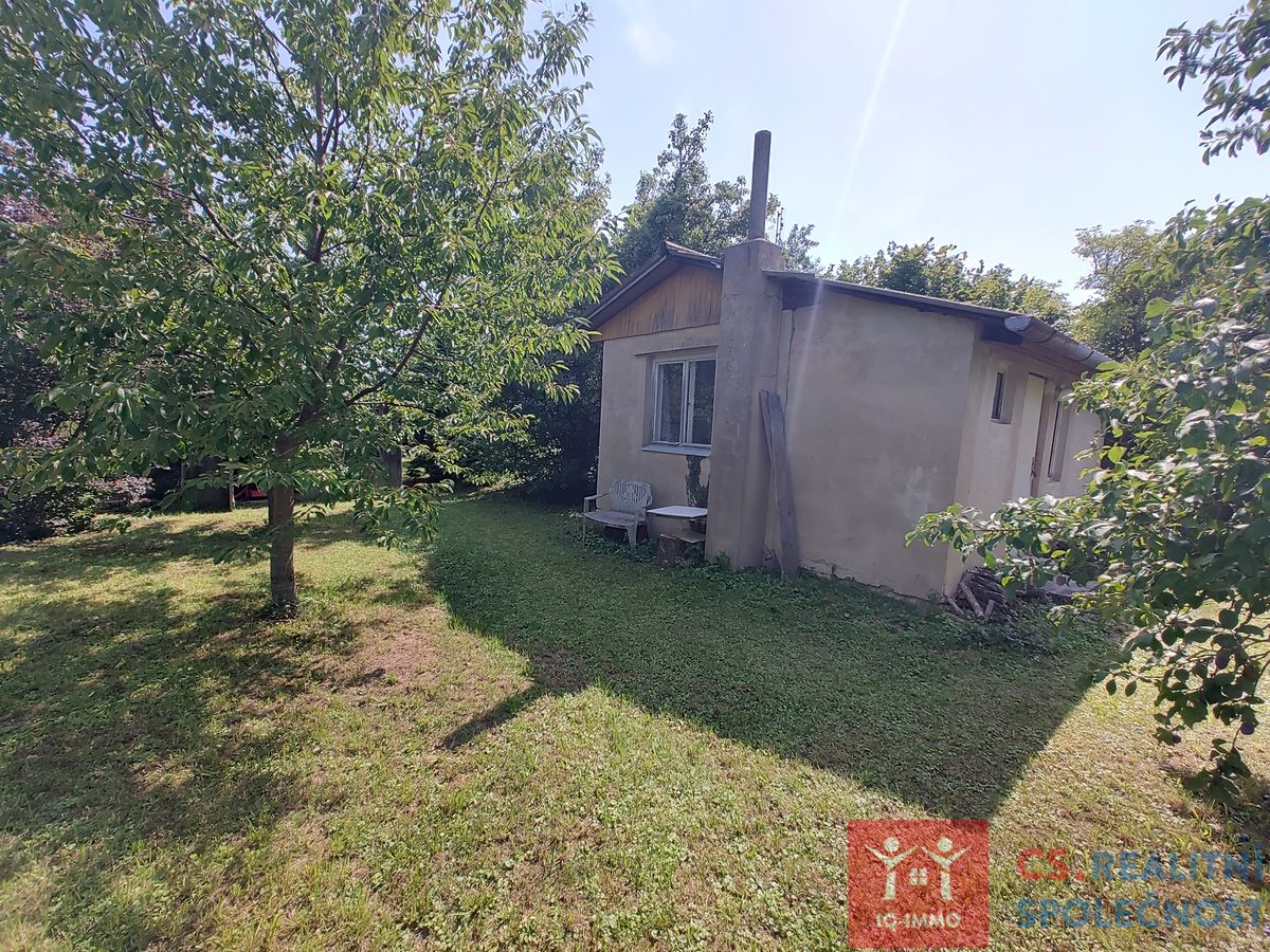 Prodej stavebního pozemku 1622 m²