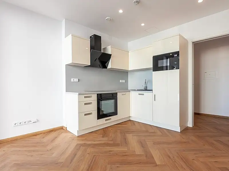 Pronájem bytu 2+kk 36 m², Poděbrady – náhled fotky 1
