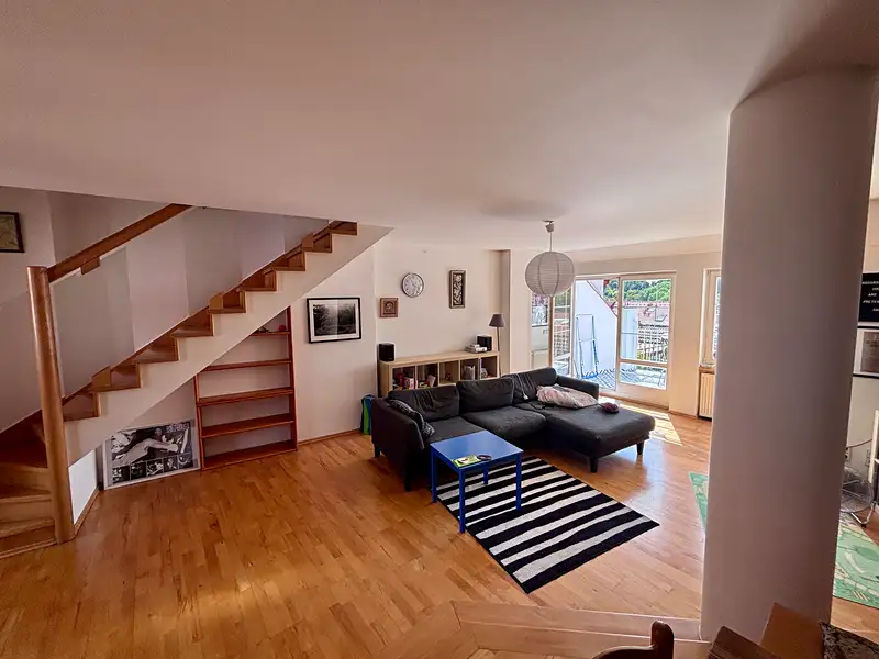Prodej bytu 4+1 138 m², Praha – náhled fotky 1