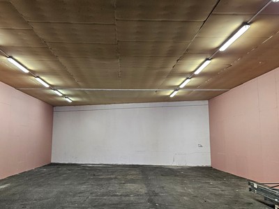 Комерційне приміщення в оренду, 220 м² (2 з 5)