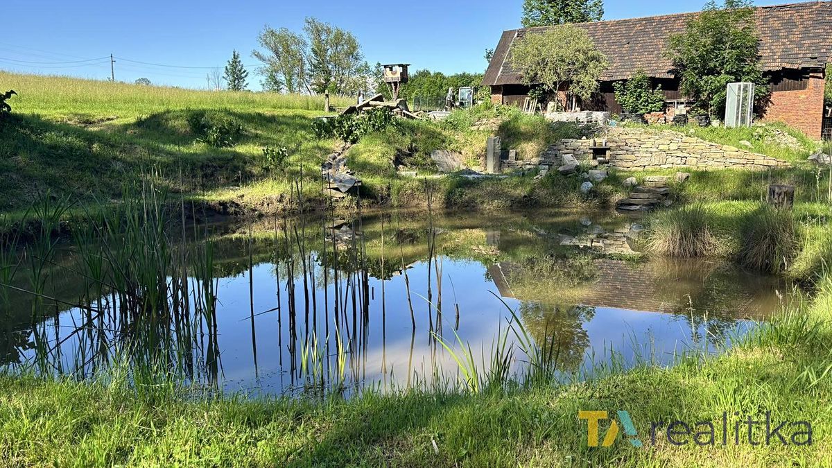 Prodej rodinného domu 150 m², pozemek 8440 m² – fotografie 2
