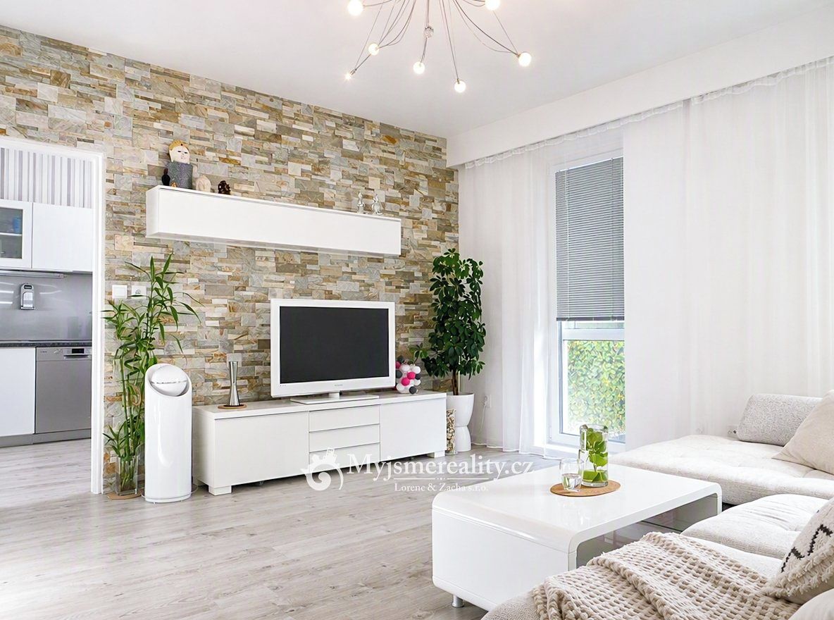 Pronájem bytu 2+1 60 m² – fotografie 5